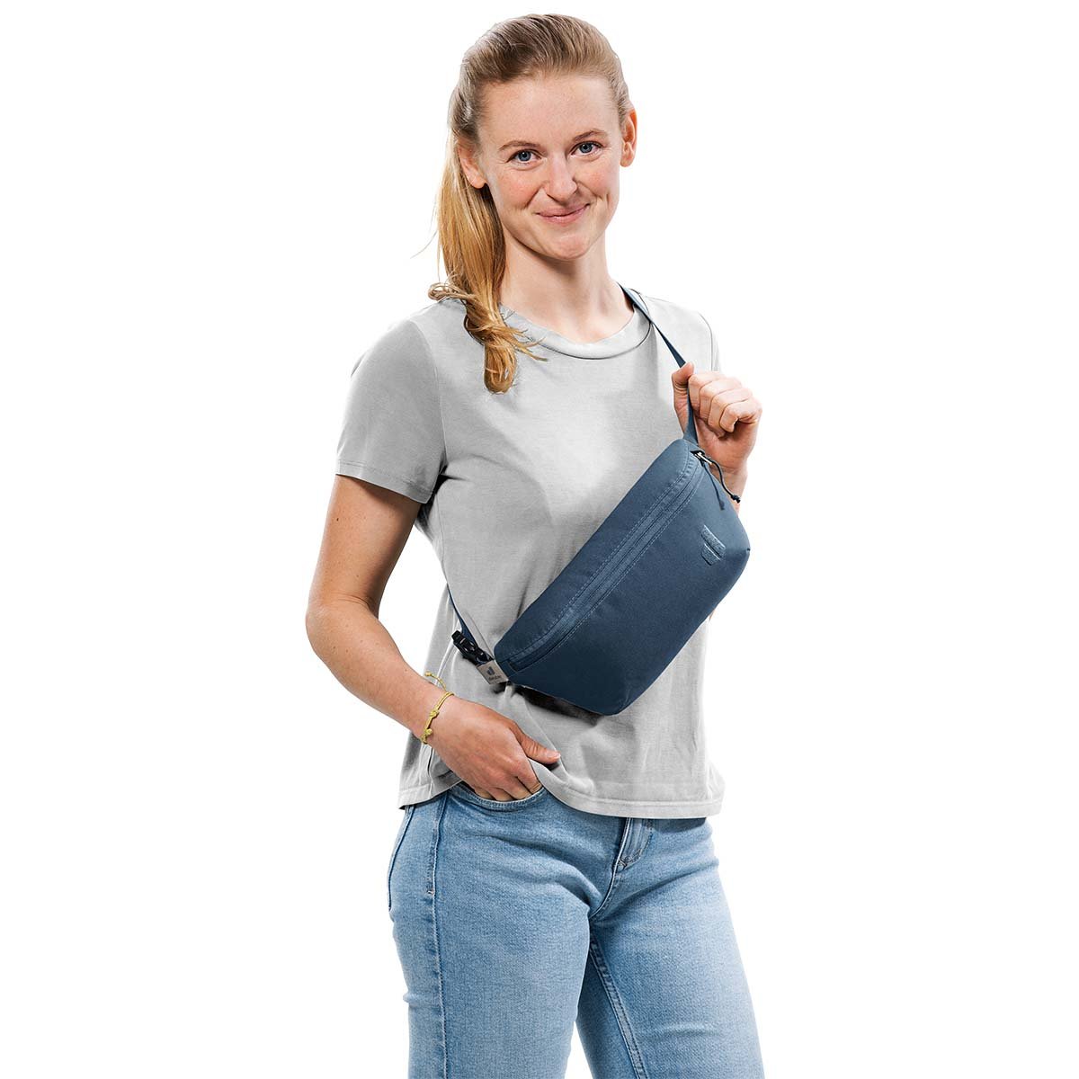 Deuter Avengo 1.5 Litre Bel & Omuz Çantası
