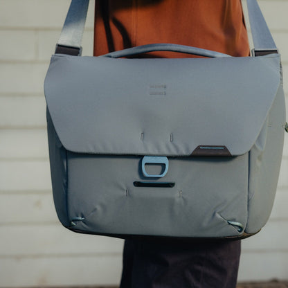 Everyday Messenger Omuz Çantası 13L - Ocean