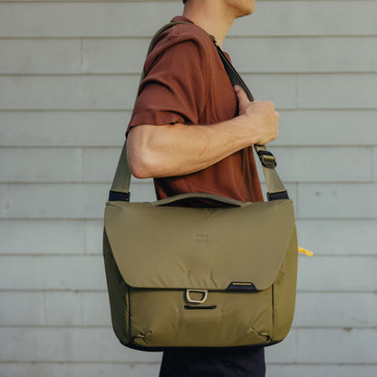 Everyday Messenger Omuz Çantası 13L - Kelp