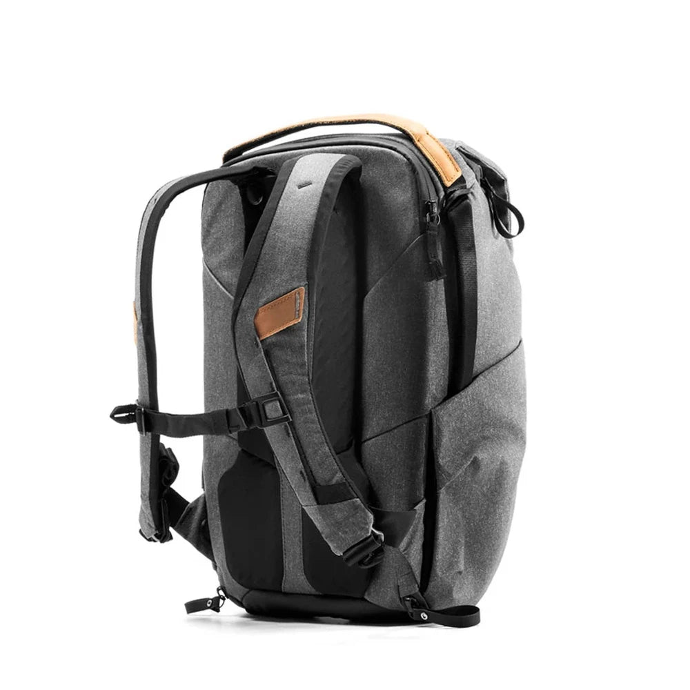 Everyday Backpack V2 20L Günlük Sırt Çantası - Charcoal