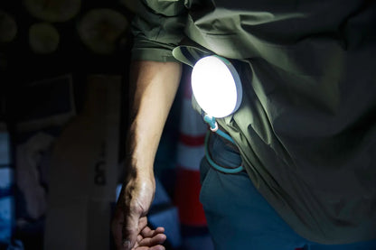 Solar FlexLight Güneş Enerjili & USB-C Şarjlı Ayarlanabilir Çok Amaçlı Işık
