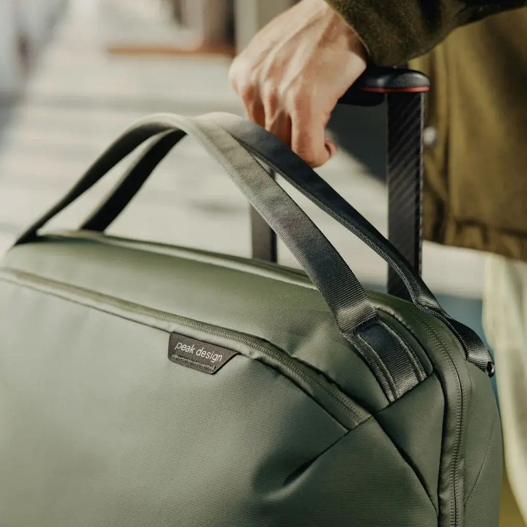 Travel Weekender 25L - Sage