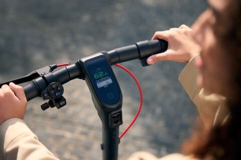 SEGWAY Ninebot F3 Scooter