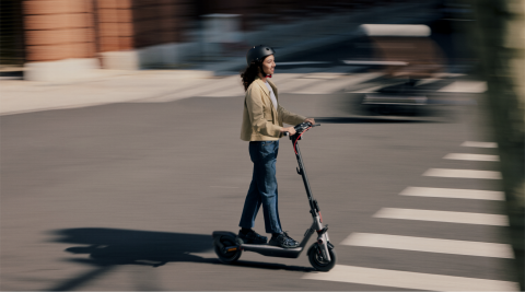 SEGWAY Ninebot F3 Scooter