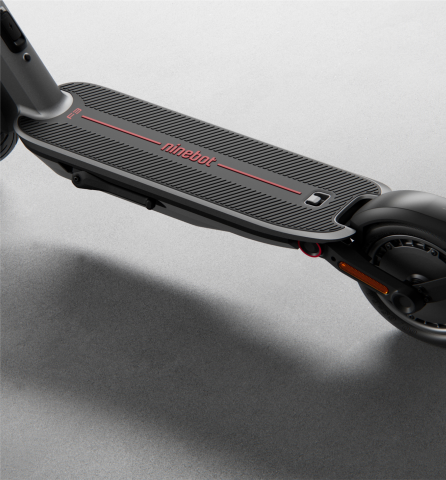 SEGWAY Ninebot F3 Scooter