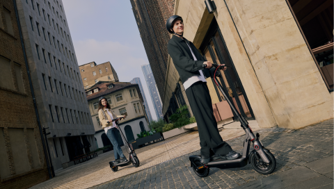 SEGWAY Ninebot F3 Scooter