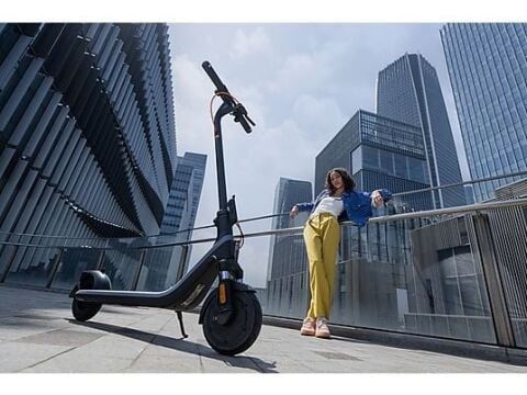SEGWAY Ninebot E2 Plus II Scooter