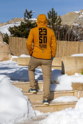TA 23 HOODIE