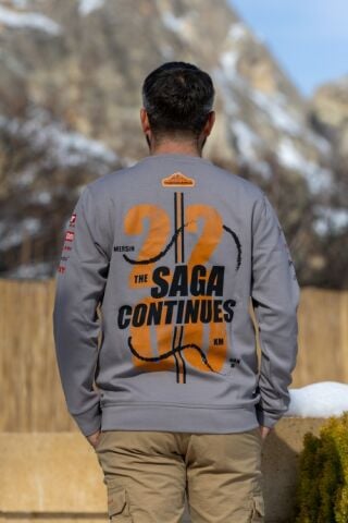 TA 24 SWEATSHIRT